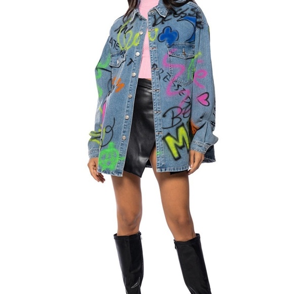 Large Oversized AKIRA Girls Club Graffiti Denim Jacket EUC - Picture 2 of 10